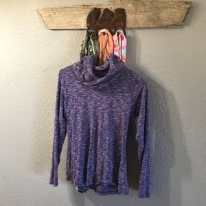 Loose fitting Columbia long sleeve shirt.